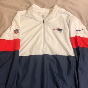 Patriots Nike On-Field Quarter Zip Size L